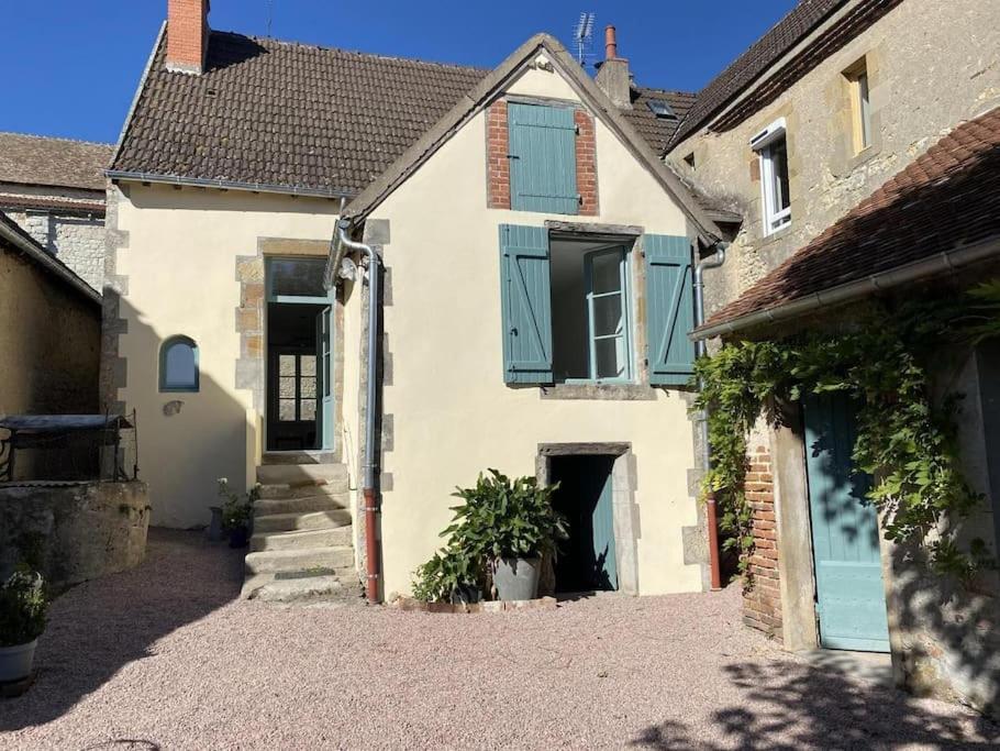 Gite L'Annexe Du Prieure Besson Ngoại thất bức ảnh